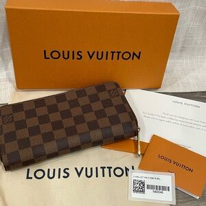 Louis Vuitton Damier Ebene Zippy Wallet